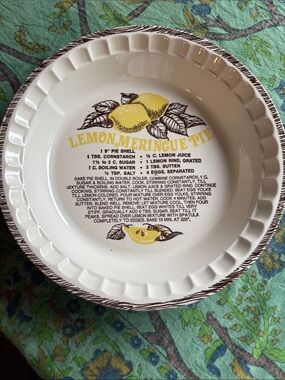 Vintage, Made in USA Ceramic Lemon Meringue Pie Serving Dish - Yellow on White